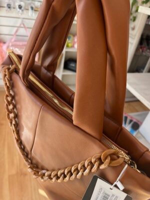 Bolso mas accesorio de cadena City Girl