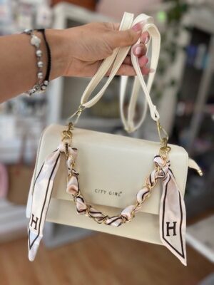 Cartera mini bag mas accesorio de cadena City Girl