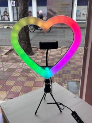Aro de luz con forma de corazón