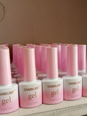 Esmalte semipermanente Charm Limit Cover – tonos cover